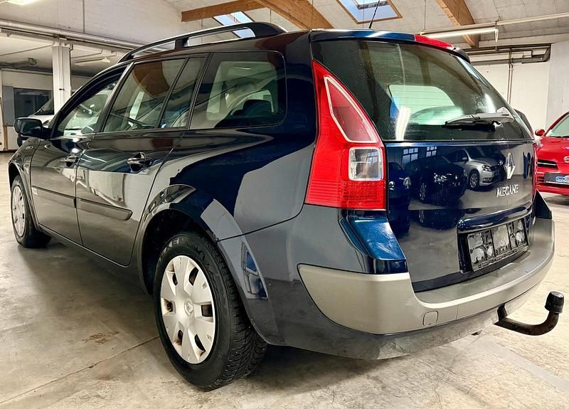 Gebraucht Renault Mégane GrandTour 111 PS (81 kW) 2007 Blau Kombi