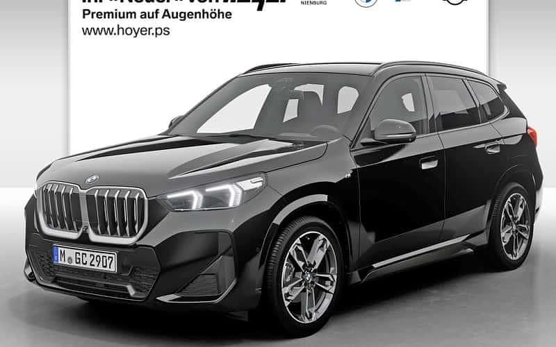 Schwarz Neu 2025 BMW X1 Luxury Line SUV | 53.490 € (Superpreis) - Bild 1/4