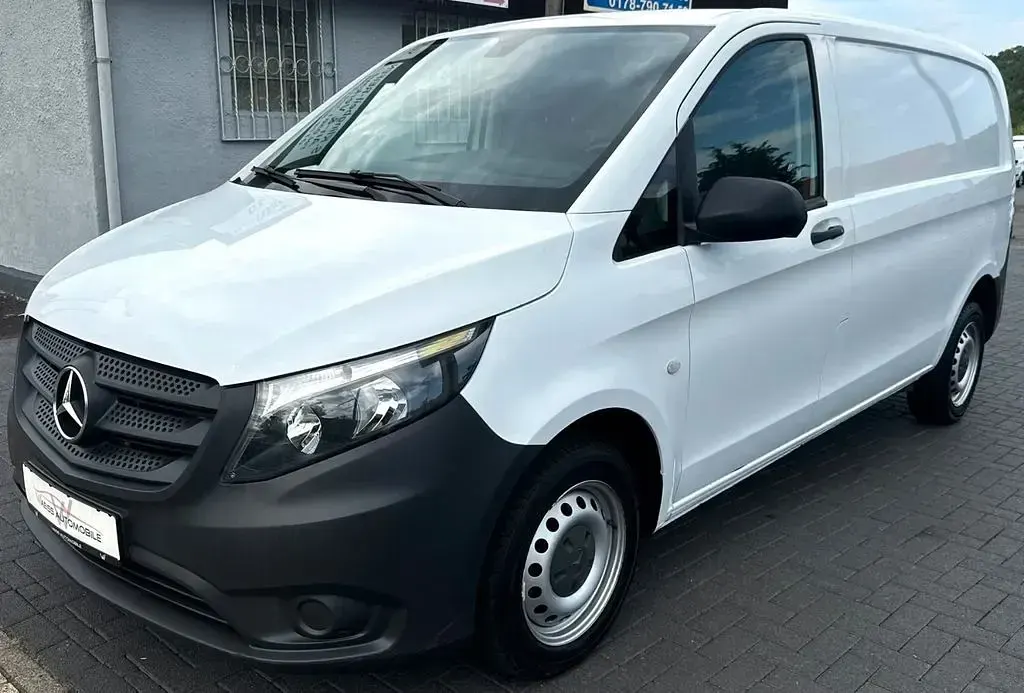 Gebraucht Mercedes Vito 114 PS (83 kW) 2017 Weiß Van