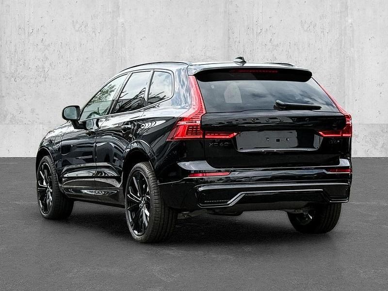 Gebraucht Volvo XC60 Plus 349 PS (256 kW) 2024 Onyx black / metallic SUV