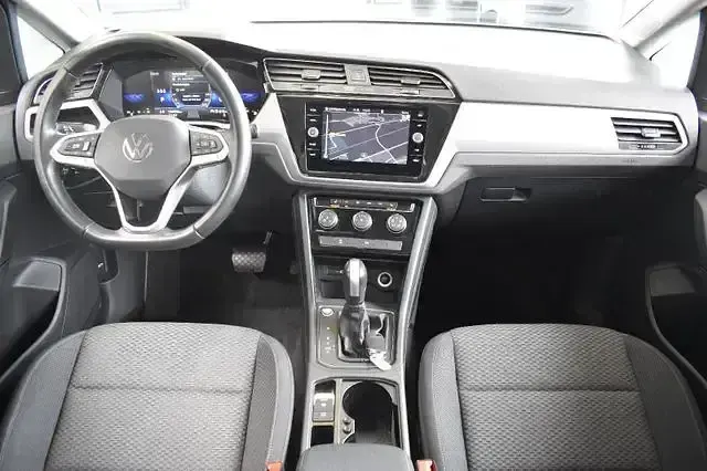 Gebraucht VW Touran Comfortline 150 PS (110 kW) 2022 Blau Van / Kleinbus