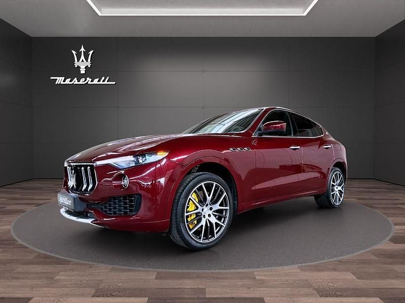 Gebraucht Maserati Levante 430 PS (316 kW) 2019 Rot SUV