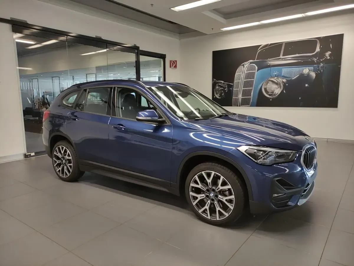 Gebraucht BMW X1 Advantage 178 PS (130 kW) 2021 Blau SUV