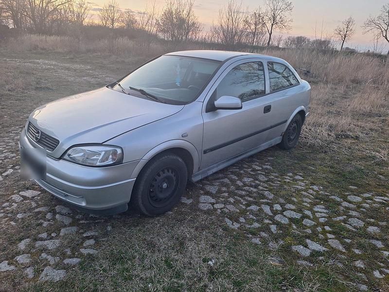 Gebraucht Opel Astra 1998 Silber Kleinwagen