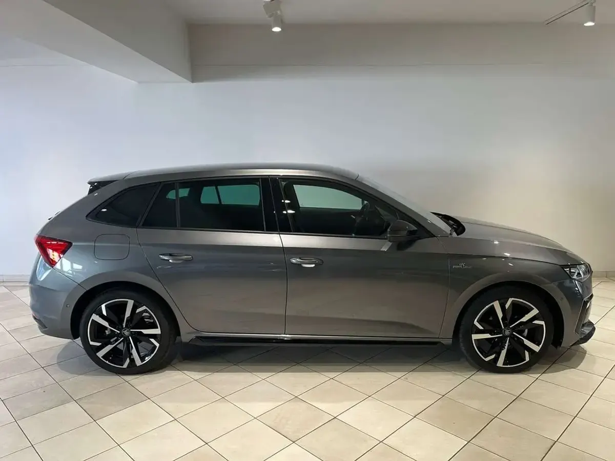 Gebraucht Skoda Scala Monte Carlo 116 PS (85 kW) 2025 Grau Kleinwagen