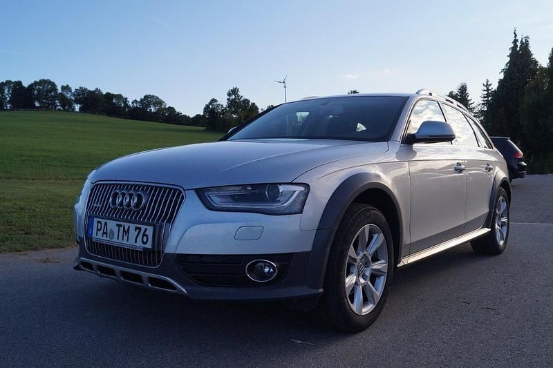 Silber Gebraucht 2014 Audi A4 Allroad Kombi | 8.900 € (Guter Preis) - Bild 1/4