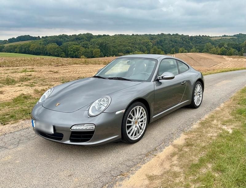 Grau Gebraucht 2008 Porsche 997 Coupé | 59.500 € - Bild 1/4