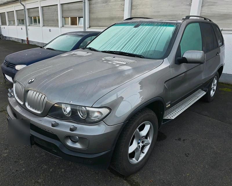 Grau Gebraucht 2006 BMW X5 SUV | 4.750 € (Guter Preis) - Bild 1/4