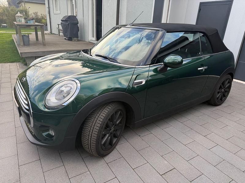 Gebraucht Mini One Cabriolet 136 PS (100 kW) 2016 Grün Cabrio