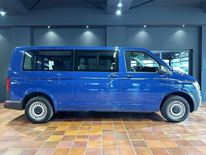 Gebraucht VW Caravelle 150 PS (110 kW) 2023 Indienblau Van / Kleinbus