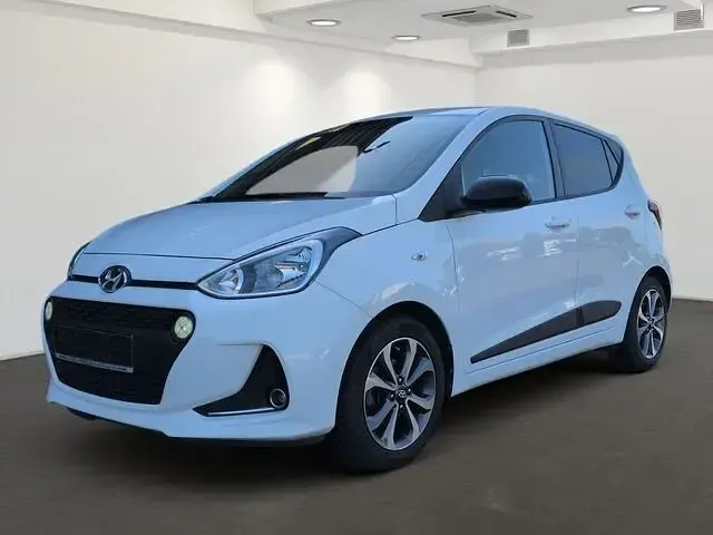 Gebraucht Hyundai i10 Passion Plus 87 PS (63 kW) 2018 Kleinwagen