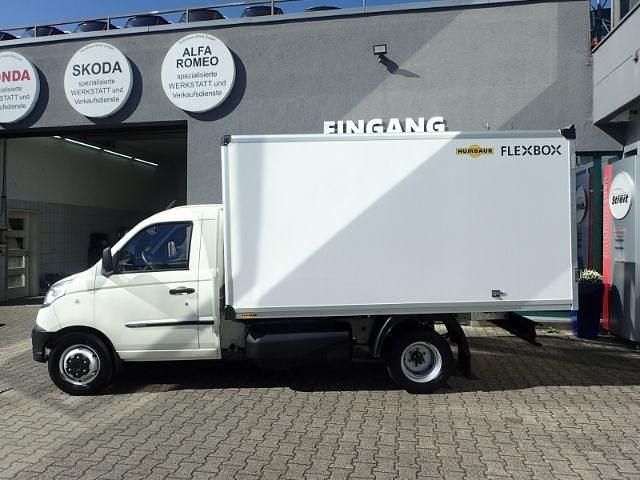 Second-hand Piaggio Porter 106 CP (77 kW) 2022 Alb