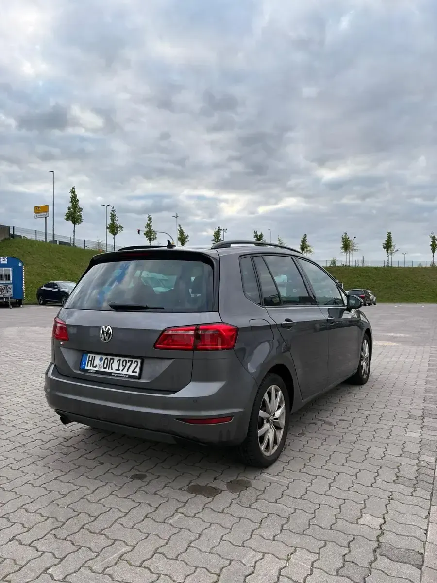 Gebraucht VW Golf VII 116 PS (85 kW) 2017 Grau Limousine