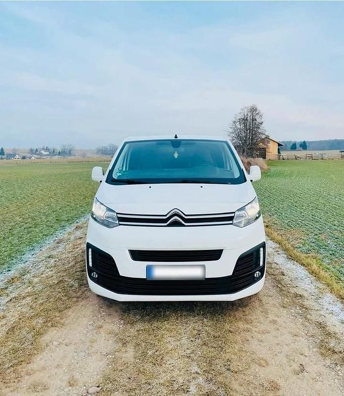 Second-hand Citroën Jumpy 177 CP (130 kW) 2018 Alb Monovolum