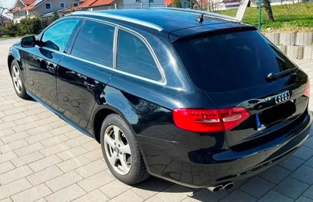 Gebraucht Audi A4 Ambiente 150 PS (110 kW) 2015 Schwarz Kombi