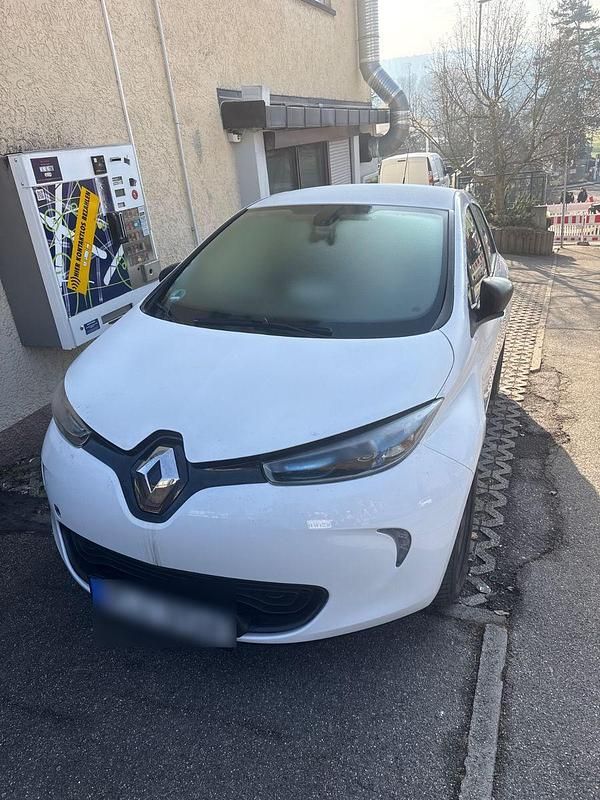Weiß Gebraucht 2018 Renault Zoe Life Kleinwagen | 5.000 € (Guter Preis) - Bild 1/3