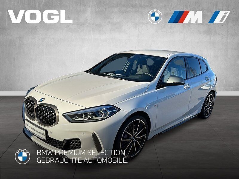 Alpinweiß uni Gebraucht 2021 BMW M135 Performance Kleinwagen | 32.490 € (Guter Preis) - Bild 1/4