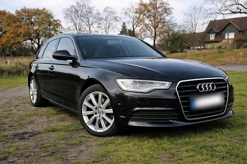 Usado Audi A6 Comfort 177 HP (130 kW) 2013 Preto Carrinha