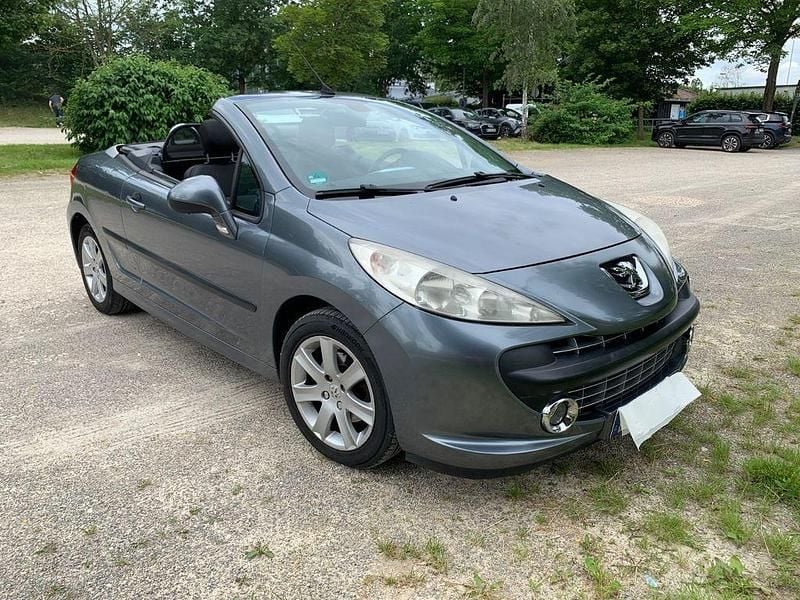 Grau Gebraucht 2007 Peugeot 207 CC Filou Cabrio | 1.000 € (Superpreis) - Bild 1/4