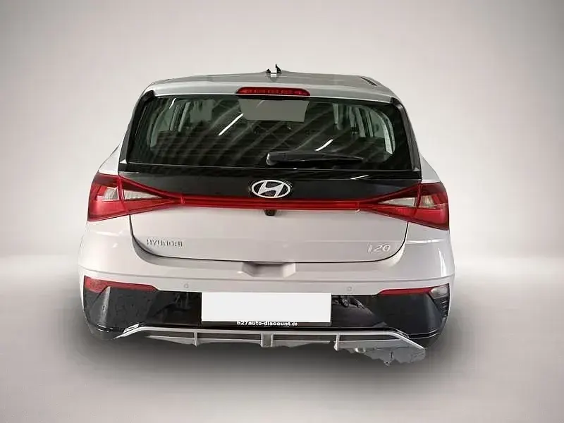 Neu Hyundai i20 90 PS (66 kW) 2026 Grau Kleinwagen