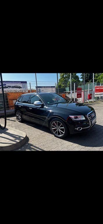Schwarz Gebraucht 2015 Audi SQ5 Sport SUV | 20.777 € (Teuer) - Bild 1/4