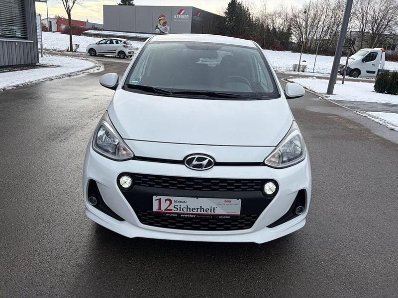 Gebraucht Hyundai i10 YES! 87 PS (63 kW) 2017 Weiß Kleinwagen
