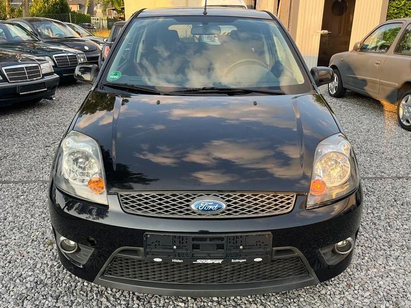 Schwarz Gebraucht 2007 Ford Fiesta Trend Kleinwagen | 2.850 € (Teuer) - Bild 1/4