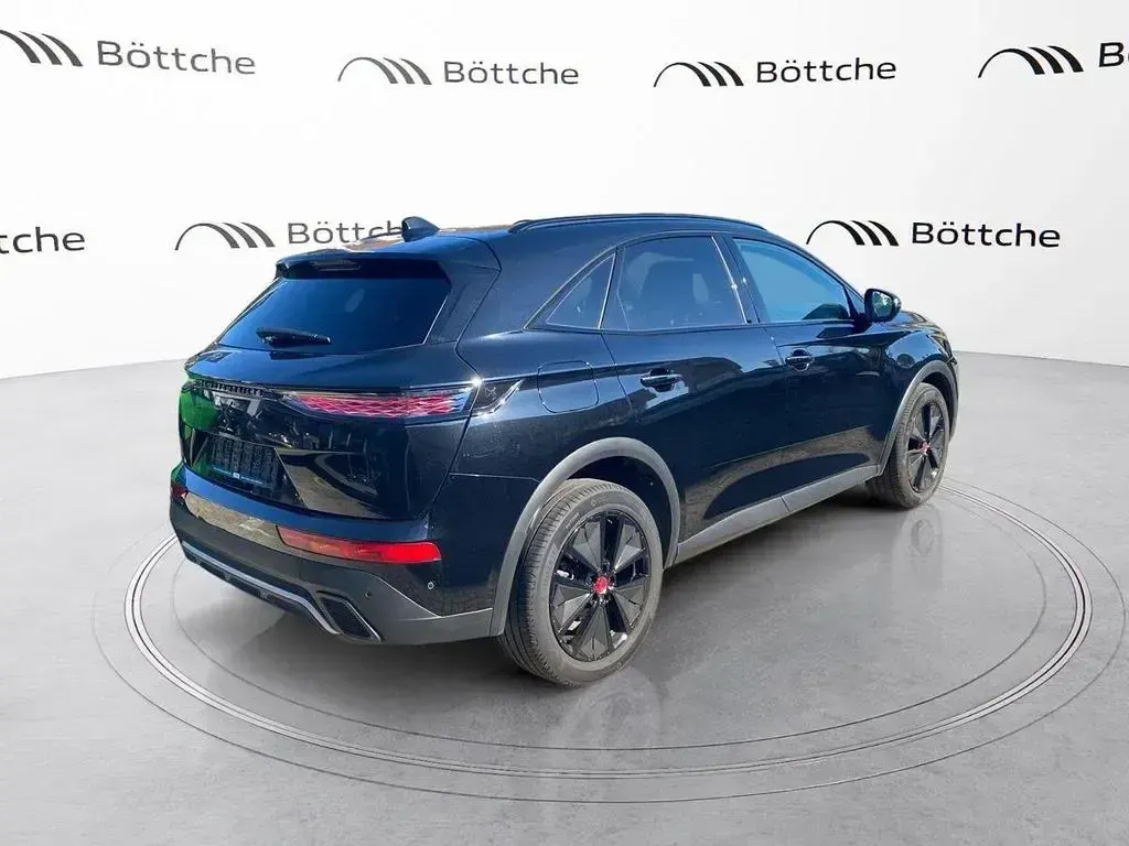 Gebraucht DS Automobiles DS7 Crossback Performance Line Plus 131 PS (96 kW) 2024 Lackierung schwarz perla nera/metallic klarlack SUV