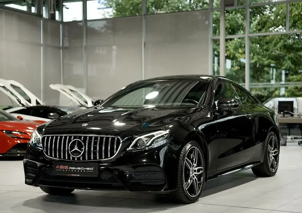 Gebraucht Mercedes E450 AMG line 368 PS (270 kW) 2019 Schwarz Coupé