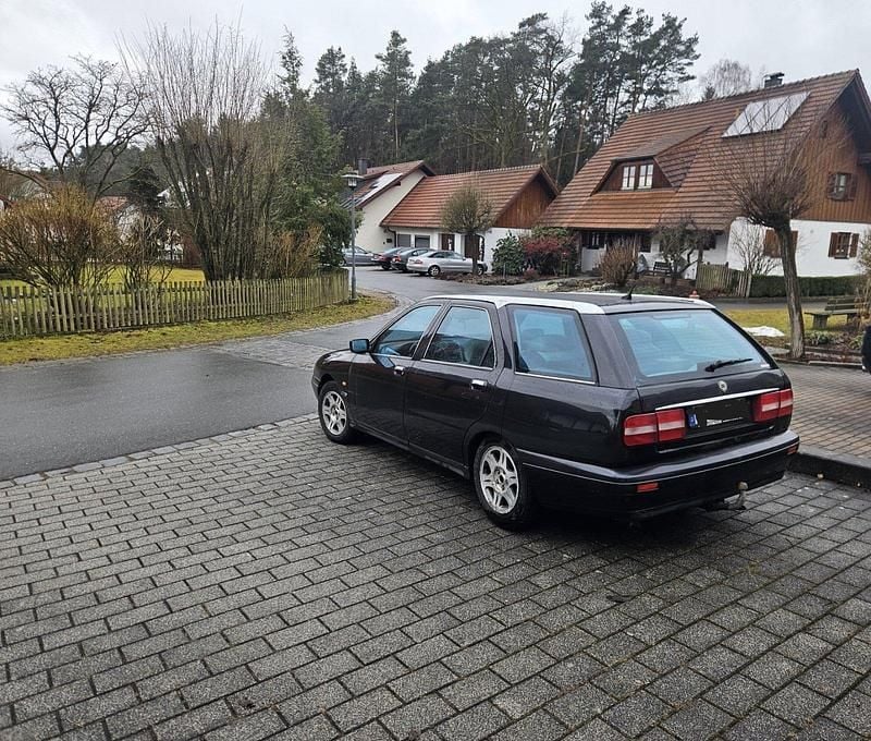 Gebraucht Lancia Kappa 155 PS (114 kW) 2000 Schwarz Kombi