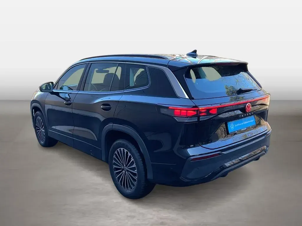 Gebraucht VW Tayron Life 193 PS (141 kW) 2025 Grenadillschwarz SUV