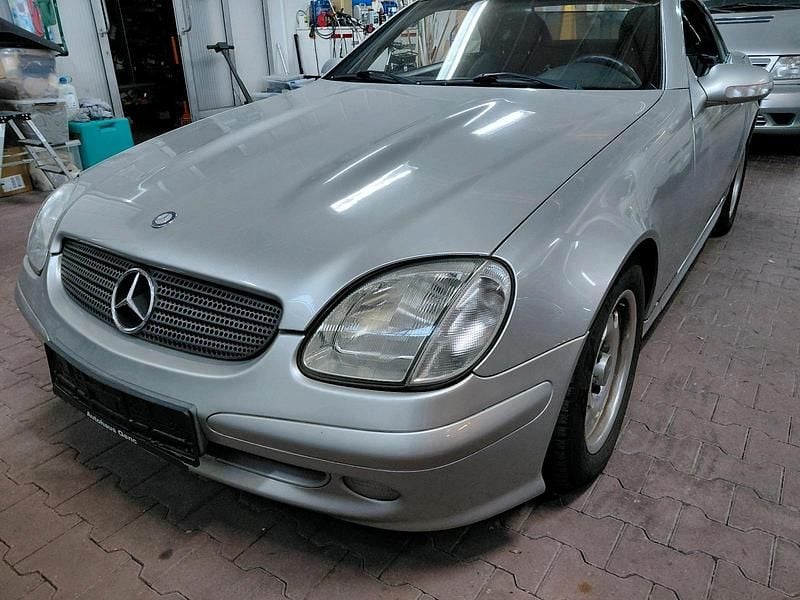 Silber Gebraucht 2000 Mercedes SLK200 Cabrio | 2.750 € (Superpreis) - Bild 1/4