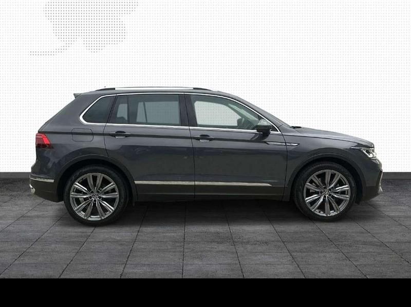 Gebraucht VW Tiguan Elegance 200 PS (147 kW) 2021 Grau SUV