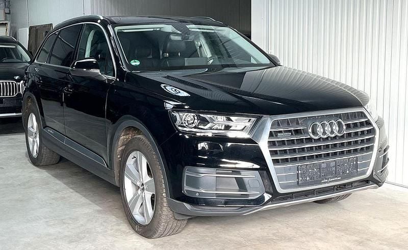 Gebraucht Audi Q7 Ambiente 218 PS (160 kW) 2018 Schwarz SUV