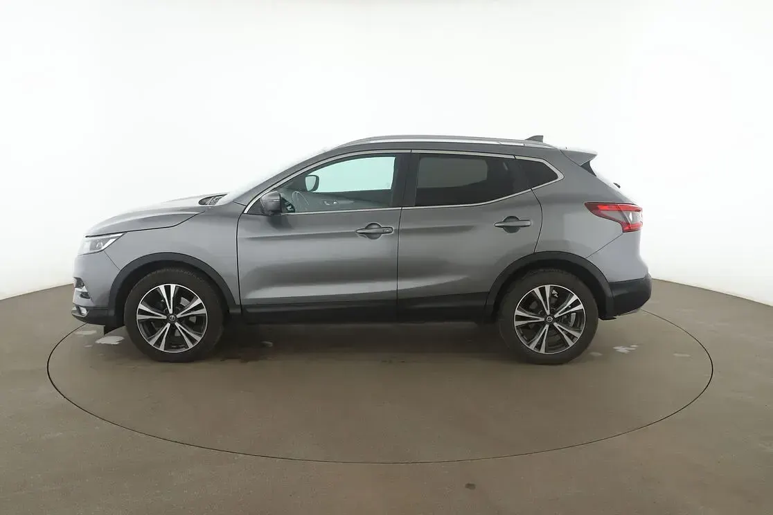 Gebraucht Nissan Qashqai N-Connecta 115 PS (84 kW) 2018 Grau SUV