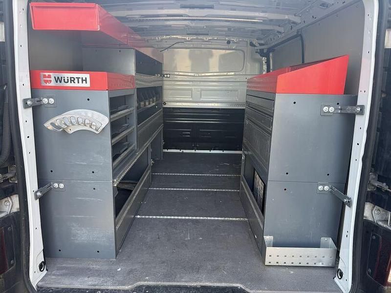 Gebraucht Opel Vivaro 95 PS (69 kW) 2019 Weiß Van / Kleinbus