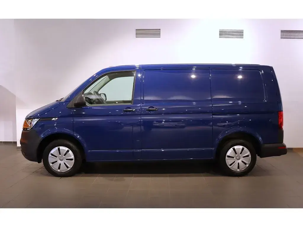 Używany VW Transporter 150 KM (110 kW) 2022 Niebieski Van