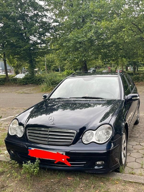 Gebraucht 2005 Mercedes C200 Classic Kombi | 1.000 € (Guter Preis) - Bild 1/4