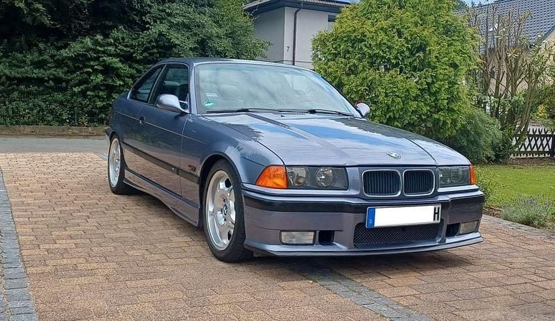 Violet Gebraucht 1994 BMW M3 Sport Line Coupé | 28.500 € - Bild 1/4