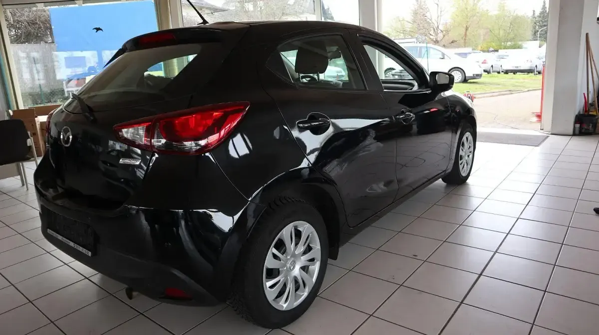 Gebraucht Mazda 2 90 PS (66 kW) 2019 Schwarz Kleinwagen