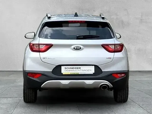 Gebraucht Kia Stonic Vision 120 PS (88 kW) 2019 Silber SUV