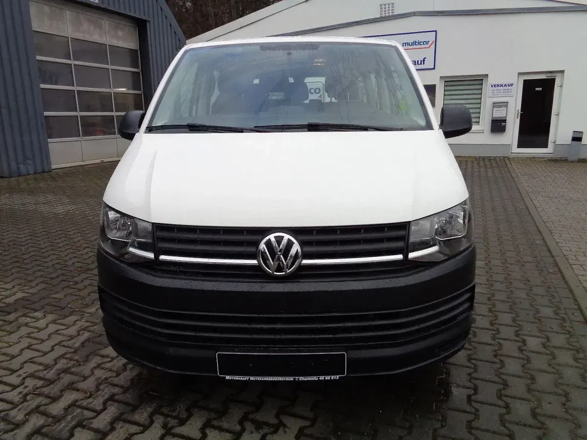 Gebraucht VW Caravelle Trendline 102 PS (75 kW) 2019 Weiß Van