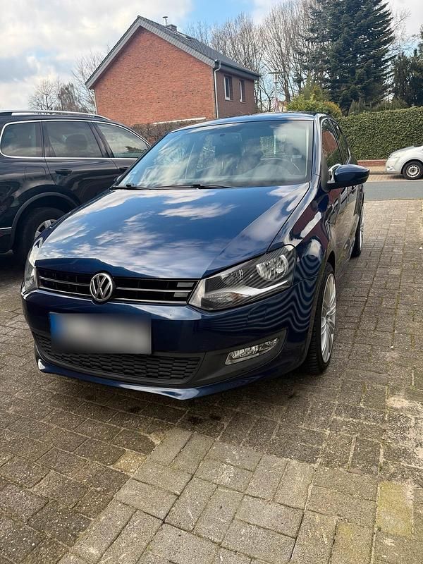 Gebraucht VW Polo 90 PS (66 kW) 2012 Blau Kleinwagen