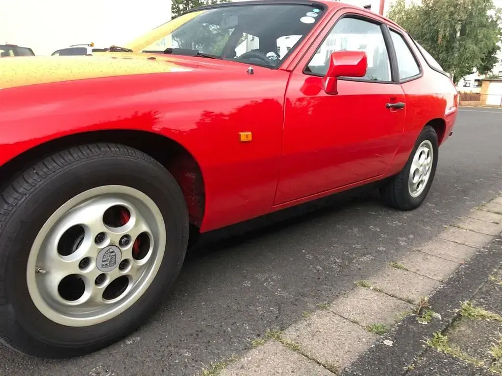 Second-hand Porsche 924 150 CP (110 kW) 1987 Roșu Coupe
