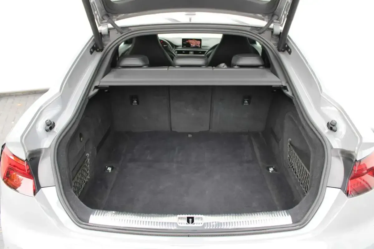 Gebraucht Audi RS5 Sportback Sport 450 PS (330 kW) 2020 Nardograu Limousine