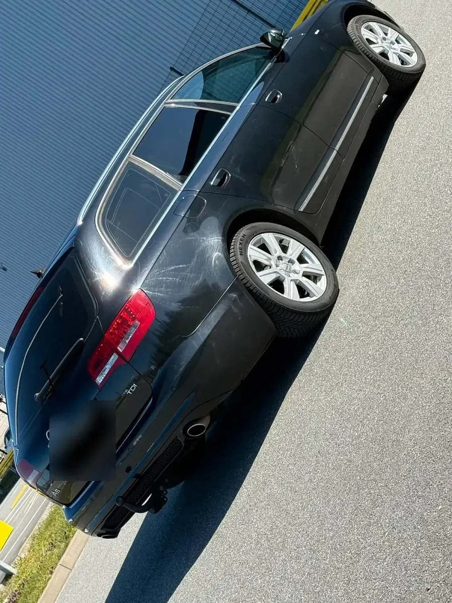 Gebraucht Audi A6 190 PS (139 kW) 2011 Schwarz Kombi