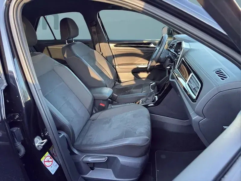 Gebraucht VW T-Roc 110 PS (80 kW) 2023 Schwarz SUV