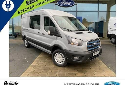 Gebraucht Ford E-Transit Trend 197 kW (269 PS) 2022 Gray matter (metallic) Van