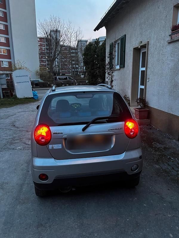 Gebraucht Chevrolet Matiz 67 PS (49 kW) 2008 Silber Kleinwagen