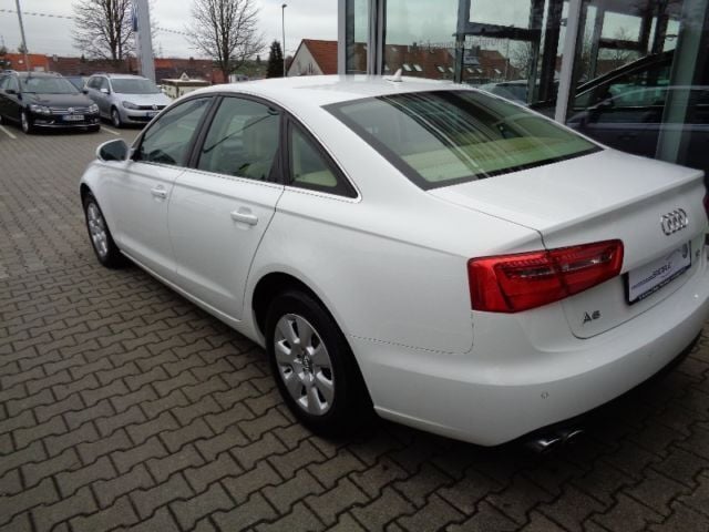 Używany Audi A6 177 KM (130 kW) 2013 Biały Sedan/Limuzyna